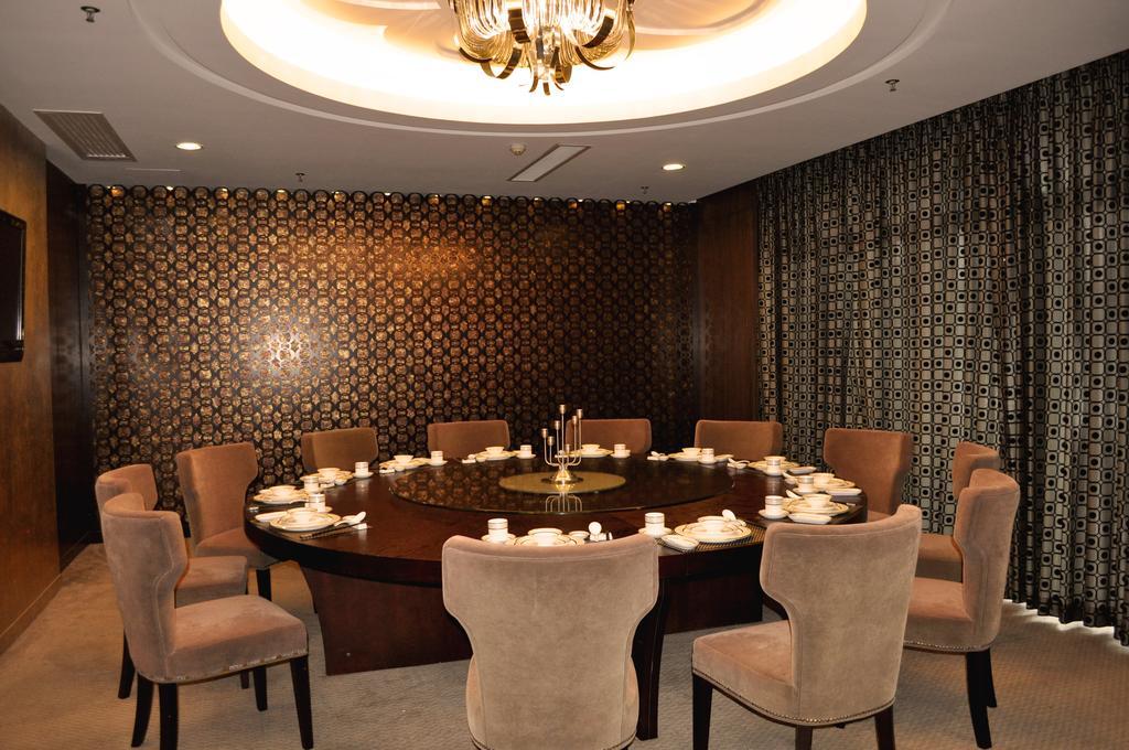 Foshan Juntao Business Hotel Esterno foto